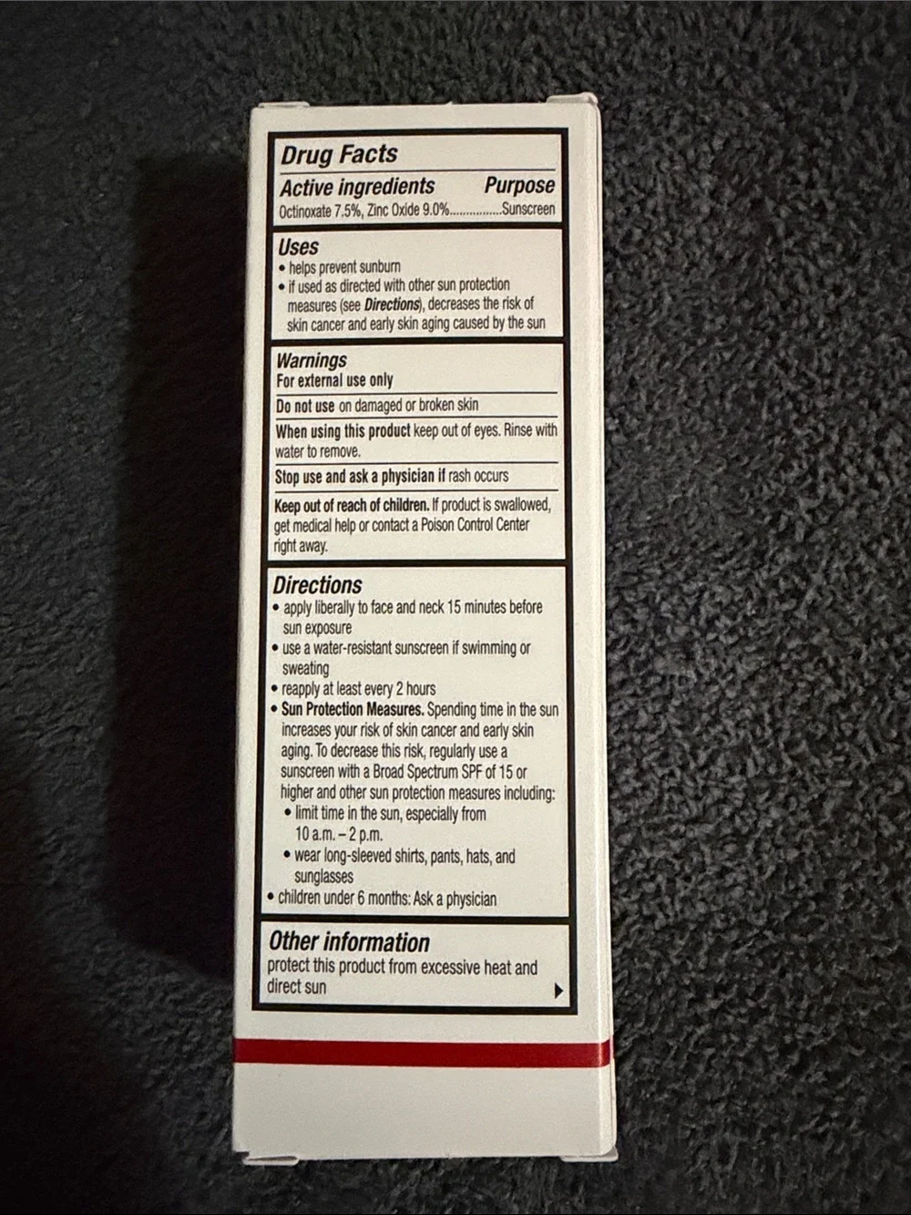 EltaMD UV Daily Face Sunscreen - White and Red Accents